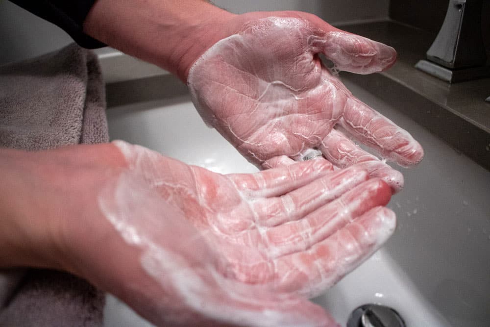 how co bigelow looks when adding water while lathering