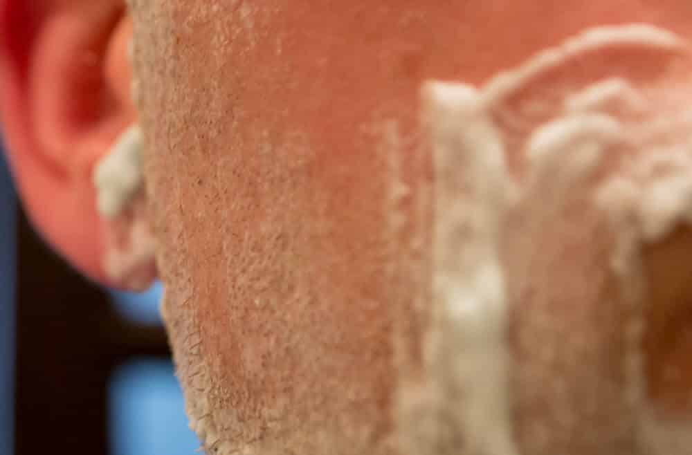 closeup of the dorco prime razor blade cut - tools of men