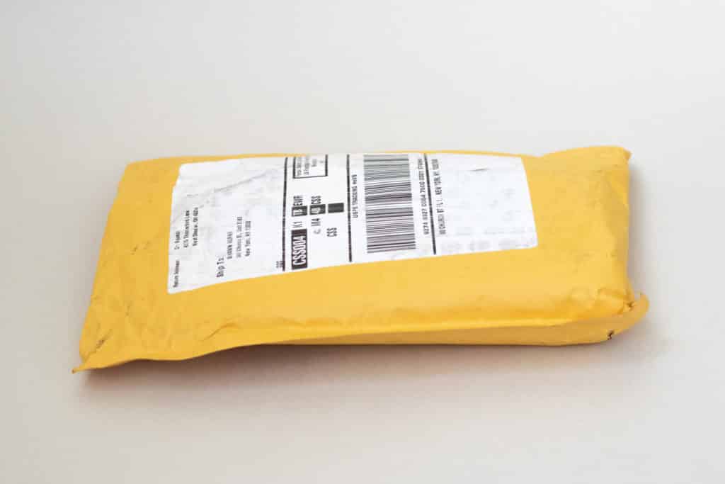 Dr Squatch Review padded envelope
