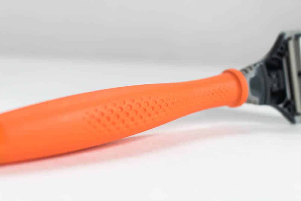 closeup of the textured grip on harrys razor