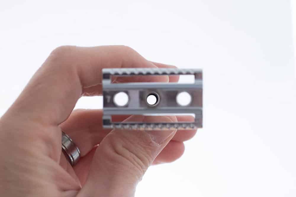 view to demonstrate hollow body of merkur 34c