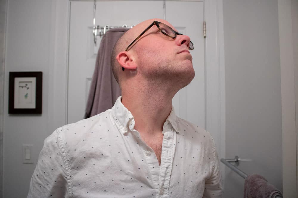 man showing neck after shaving with the merkur 38c