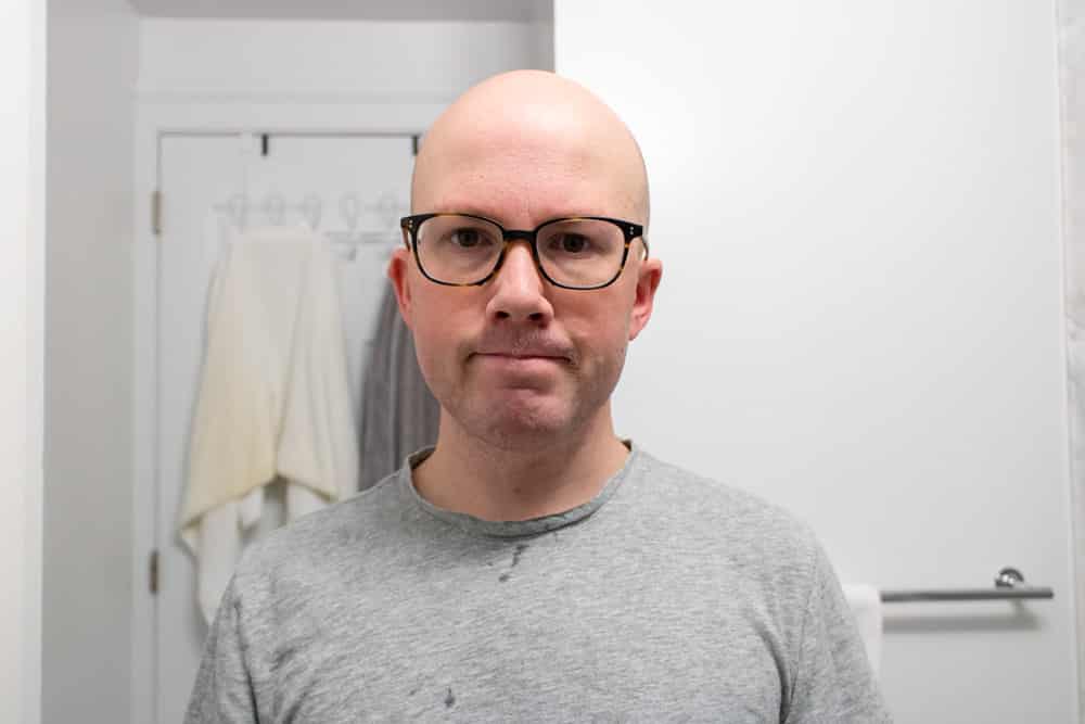 man looking straight ahed to demonstrate shave result of merkur futur