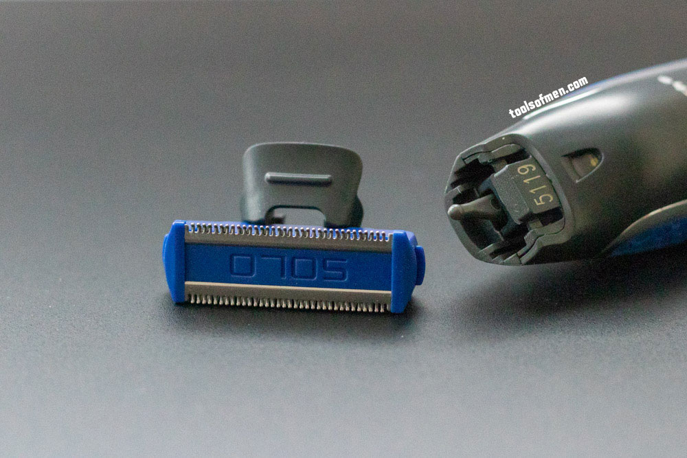 replacement head sitting next to microtouch solo