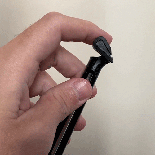 Original demonstration comparing the pivot of the OneBlade Core with cartridge razors