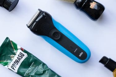 The Pros & Cons of Electric Shavers