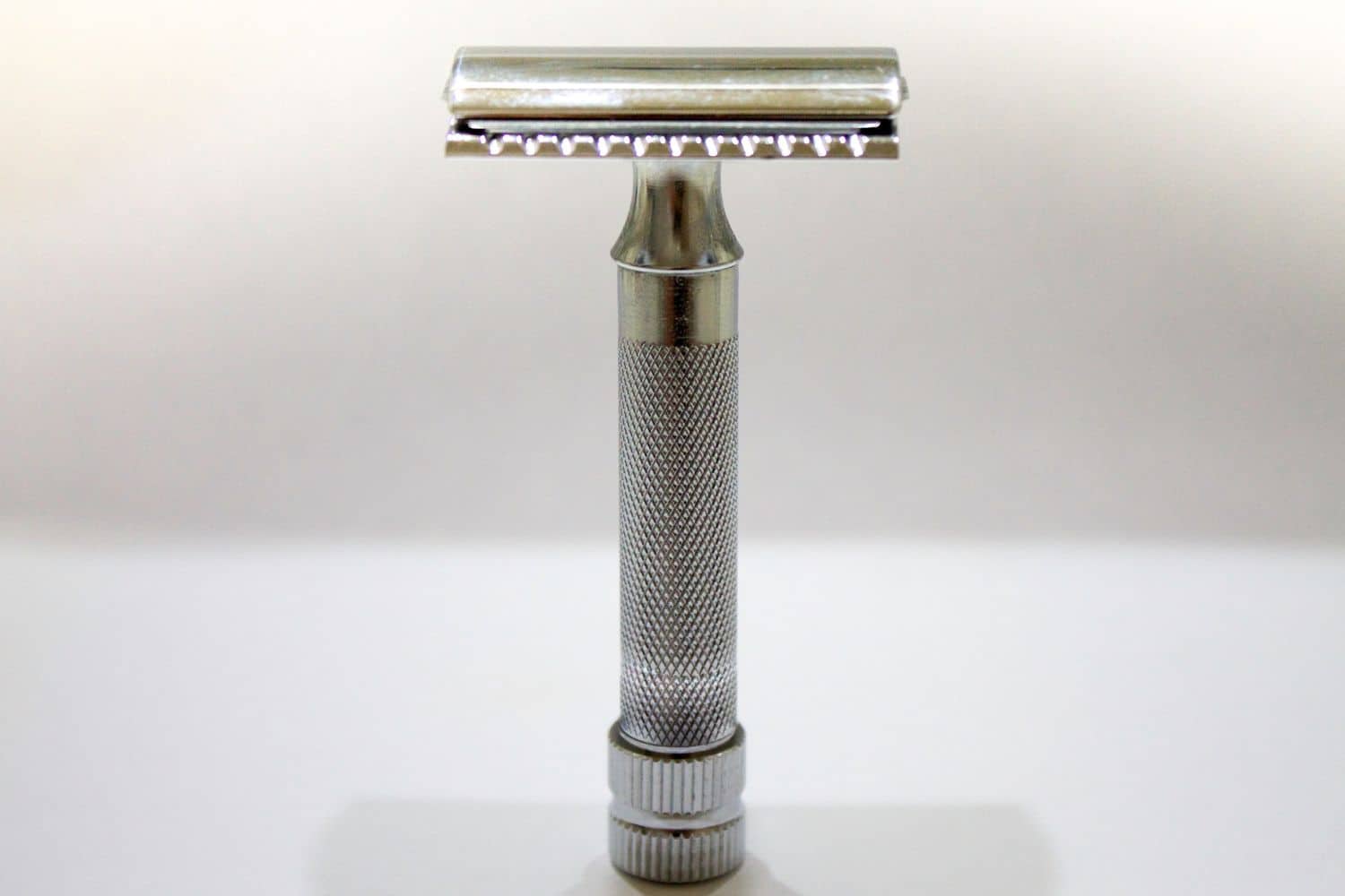 types of safety razors feature image
